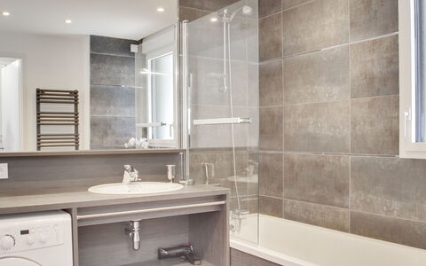 Domaine D'Augustin Apt B01: Bathroom, Property, Room, Tile, Interior Design, Wall, Floor, Furniture, Architecture, Building