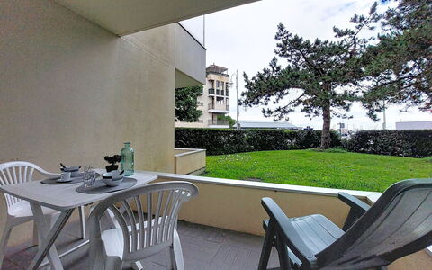Accommodation:&nbsp;Port Arcachon 204.13