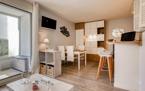 Arcachon 204: Room, Property, Furniture, Interior Design, Building, Floor, Living Room, Ceiling, House, Wall