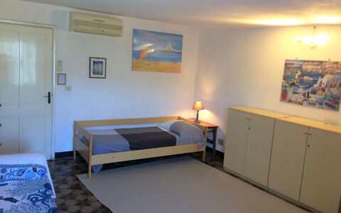 Casale: Room, Bed, Furniture, Bedroom, Property, Bed Frame, Bed Sheet, Interior Design, Floor, Building