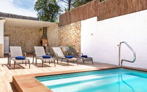 Paradis: Swimming Pool, Resort, Home, Eco Hotel, Estate, Patio, Villa, Courtyard, Design, Outdoor Furniture