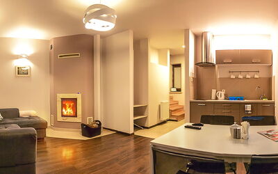 Krajno Pierwsze 100.2: Room, Interior Design, Furniture, Property, Building, Ceiling, Lighting, Floor, Home, Living Room