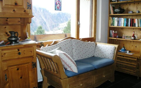 Ferienwohnung Köppel: Furniture, Property, Cabinetry, Wood, Comfort, Interior Design, Building, Drawer, Shelf, Floor
