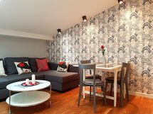 Accommodation:&nbsp;Krupnicza 12 628.5