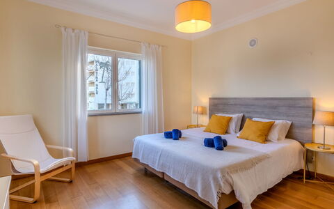 Colibri: Furniture, Bed, Interior Design, Flooring, Floor, Wood, Bedroom, Wood Flooring, Room, Textile