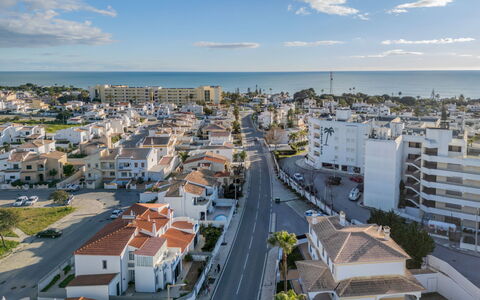 Colibri: Residential Area, City, Urban Area, Urban Design, Coast, Apartment, Sea, Suburb, Beach, Cityscape