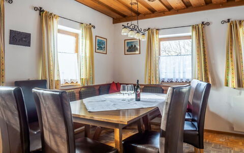 Glatzbichl: Room, Property, Dining Room, Ceiling, Building, Interior Design, Furniture, Table, House, Restaurant