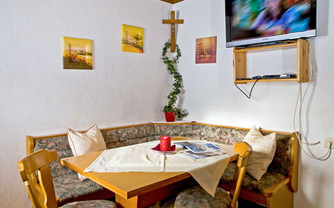 Glatzbichl: Room, Property, Dining Room, Interior Design, Furniture, Table, Yellow, Building, House, Real Estate