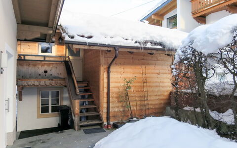 Wegscheider: Building, Snow, Property, Window, Cottage, Wood, House, Neighbourhood, Sky, Residential Area