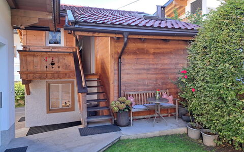 Wegscheider: Plant, Flower, Building, Flowerpot, Sky, Houseplant, Wood, Window, Residential Area, Cottage