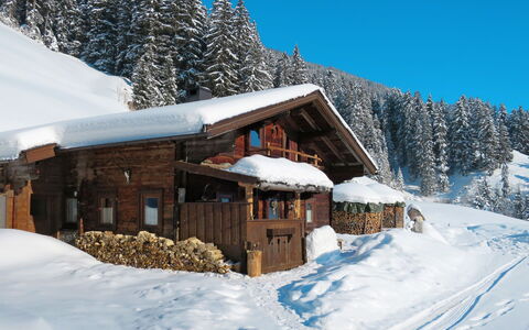 Simonhütte: Snow, Winter, Property, Mountain, Home, Log Cabin, House, Freezing, Ski Resort, Mountain Range