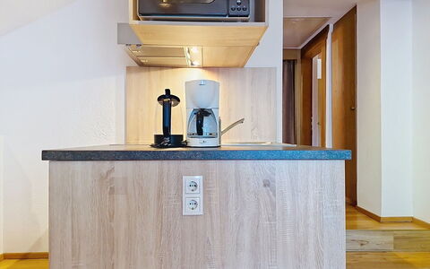Alpenblick: Wood, Interior Design, Flooring, Floor, Kitchen, Furniture, Ceiling, Room, Lighting, Countertop