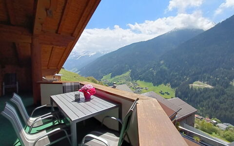 Erna: Cloud, Sky, Furniture, Building, Mountain, Table, Wood, Plant, Tree, Shade