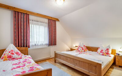 Accommodation:&nbsp;Enzian 605.2