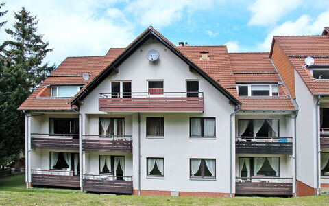 Waldoase: House, Property, Home, Building, Residential Area, Real Estate, Roof, Architecture, Estate, Facade