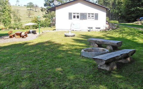 Schuler: Yard, Property, Grass, Lawn, House, Backyard, Home, Land Lot, Cottage, Tree