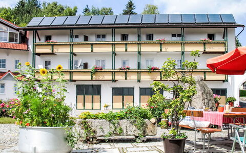 Mei-Zeit: Swimming Pool, Residential Area, Condominium, Apartment, Resort, Estate, Shade, Villa, Hacienda, Mansion