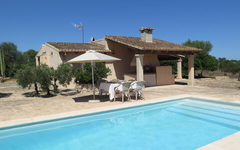 S'Almunia: Property, Swimming Pool, House, Home, Real Estate, Building, Villa, Estate, Vacation, Leisure