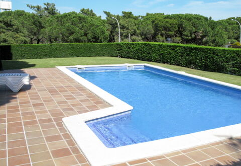 Golf Pals: Swimming Pool, Composite Material, Outdoor Furniture, Leisure, Garden, Resort, Water Feature, Landscaping, Tile, Backyard