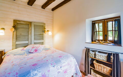 Le Pigeonnier: Furniture, Property, Building, Azure, Window, Wood, Comfort, Bed Frame, Textile, Interior Design