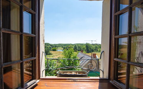 Le Pigeonnier: Property, Building, Sky, Plant, Azure, Wood, Shade, Window, Lighting