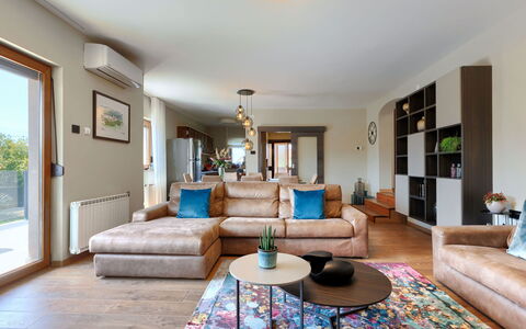 Sara: Table, Couch, Property, Furniture, Picture Frame, Azure, Plant, Wood, Yellow, Living Room