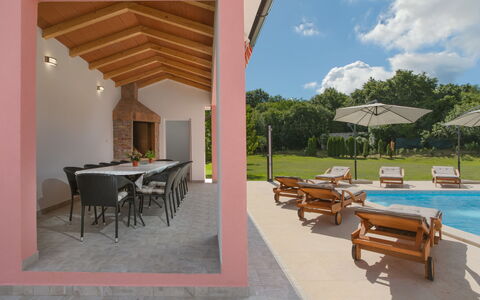Dordana: Property, Room, Building, House, Real Estate, Interior Design, Resort, Home, Furniture, Floor