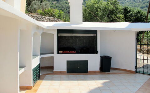 Mick: Property, Shade, Tree, Architecture, Lighting, Interior Design, Sky, Wall, Real Estate, Flooring
