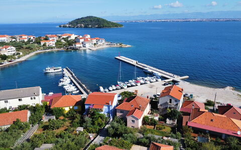 Ines: Water, Sky, Building, Azure, Boat, Cloud, Coastal And Oceanic Landforms, Tree, House, Landscape