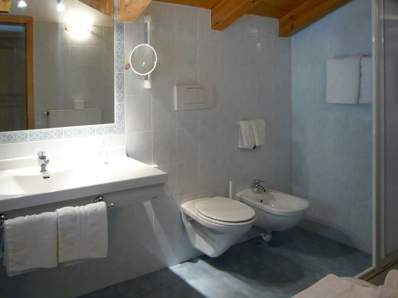 Accommodation:&nbsp;Boymont 602.5
