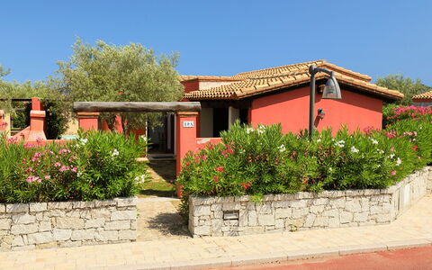 Ville San Pietro (Rei355): Property, House, Real Estate, Home, Residential Area, Building, Neighbourhood, Architecture, Land Lot, Rural Area