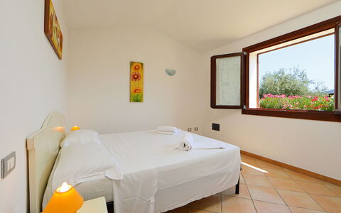 Ville San Pietro (Rei355): Bedroom, Room, Bed, Property, Furniture, Bed Sheet, Interior Design, Bed Frame, Building, Wall