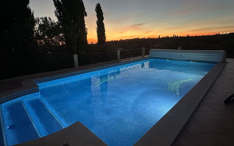 Montinho: Blue, Swimming Pool, Composite Material, Resort, Water Feature, Reflection, Hotel, Dusk, Evening, Thermae