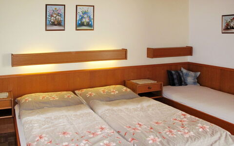 Mondsee 605: Room, Interior Design, Property, Wall, Textile, Floor, Bed, Linens, Bedroom, Bedding
