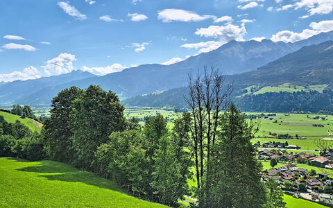 Angererhof: Water, Water Resources, Body Of Water, Rock, Coast, Natural Landscape, Headland, Coastal And Oceanic Landforms, Terrain, Promontory