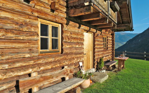 Sturmbachhütte: Log Cabin, Property, House, Building, Home, Wood, Siding, Room, Wall, Cottage