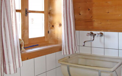 Sturmbachhütte: Room, Property, Bathroom, Furniture, Interior Design, Building, Floor, Architecture, House, Bed