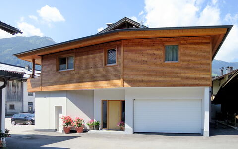 Nina: House, Home, Property, Building, Roof, Real Estate, Residential Area, Facade, Architecture, Siding