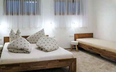 Accommodation:&nbsp;Luxner 626.6
