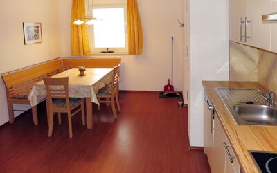Accommodation:&nbsp;Huber 617.1