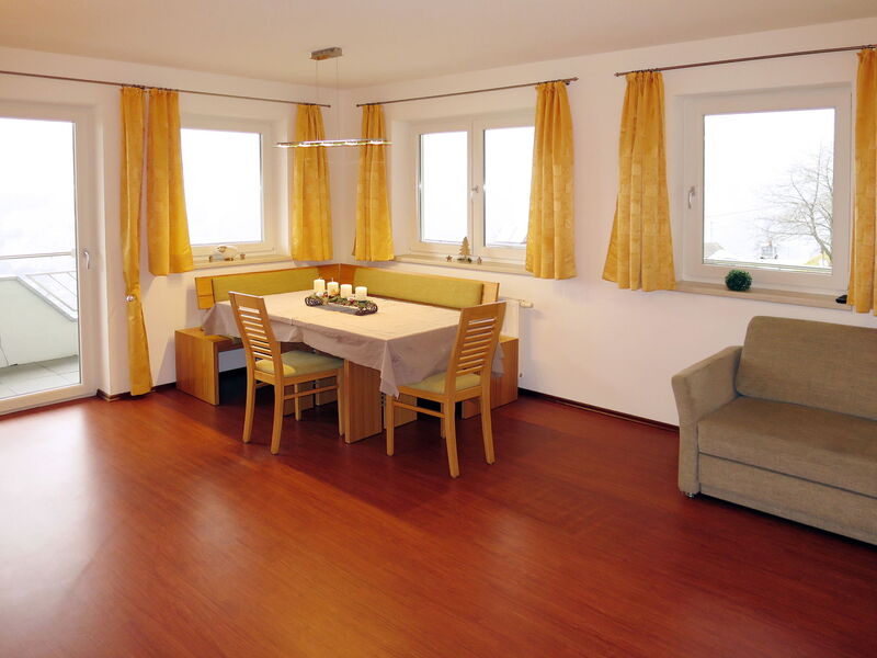 Accommodation:&nbsp;Huber 617.3
