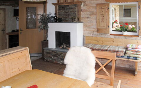 Zell am Ziller 630: Room, Property, Living Room, Furniture, Hearth, Fireplace, House, Building, Interior Design, Home