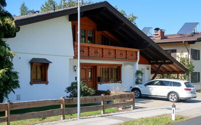 Itter 603: House, Property, Building, Home, Real Estate, Residential Area, Vehicle, Neighbourhood, Facade, Architecture