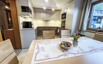 Am Schönbach 607.3: Furniture, Flooring, Wood, Interior Design, Floor, Kitchen, Countertop, Ceiling, Kitchen & Dining Room Table, Room