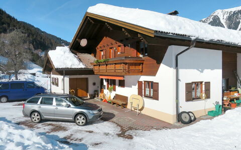 Gaschurn 612: Wheel, Snow, Sky, Car, Property, Window, Vehicle, Building