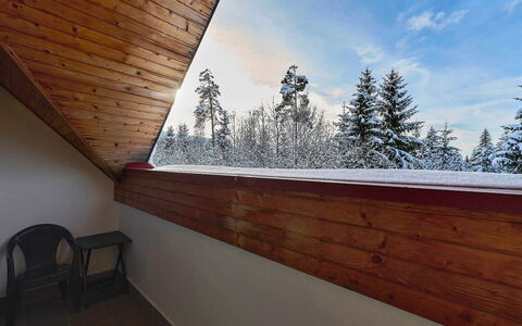 Klondajk: Property, Sky, Cloud, Wood, Interior Design, Architecture, Shade, Tree, Chair, Wall