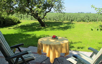 Horumersiel 656: Property, Table, Tree, Natural Landscape, Grass, Furniture, Backyard, House, Landscape, Real Estate