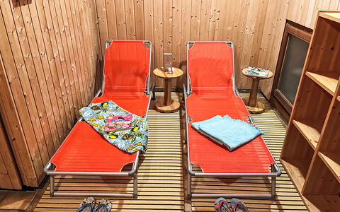 Todtnau 623: Property, Furniture, Chair, Wood, Orange, Interior Design, Flooring, Floor, Line, Hardwood