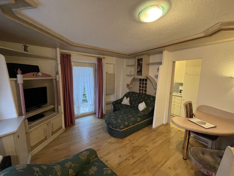 Accommodation:&nbsp;Wank 627.1