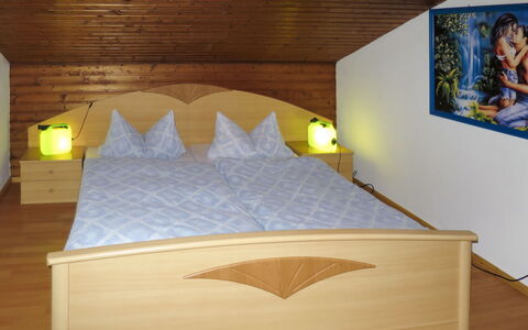 Drexler: Bed, Furniture, Bedroom, Room, Bed Frame, Mattress, Wood, Interior Design, Bed Sheet, Hardwood